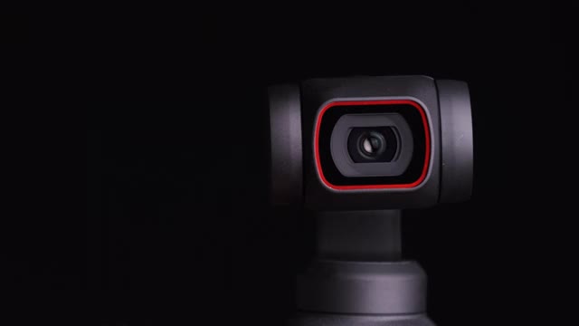 机器人相机在不同的方向旋转。安全与目标跟踪视频素材