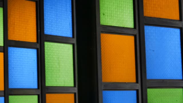 窗户装饰用彩色玻璃。4 k的决议视频下载