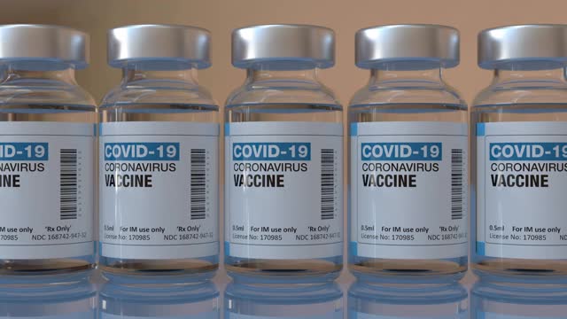 COVID-19冠状病毒疫苗瓶，可循环使用视频素材