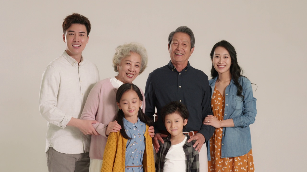 幸福家庭的肖像，4K视频下载