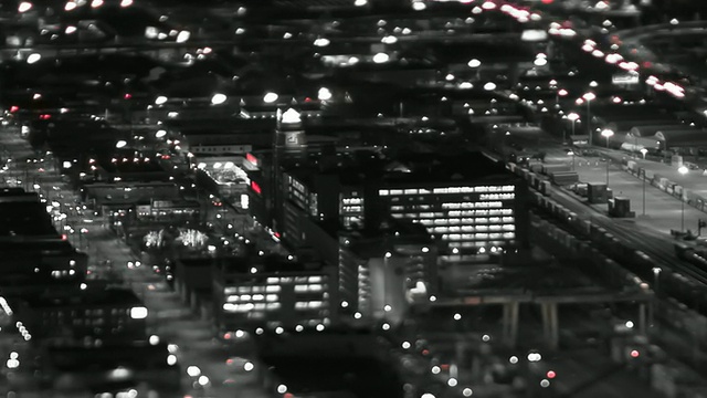 西雅图城市交通时间流逝夜盘式倾斜移位视频素材