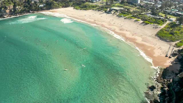 淡水海滩鸟瞰图，悉尼，新南威尔士州，澳大利亚视频下载