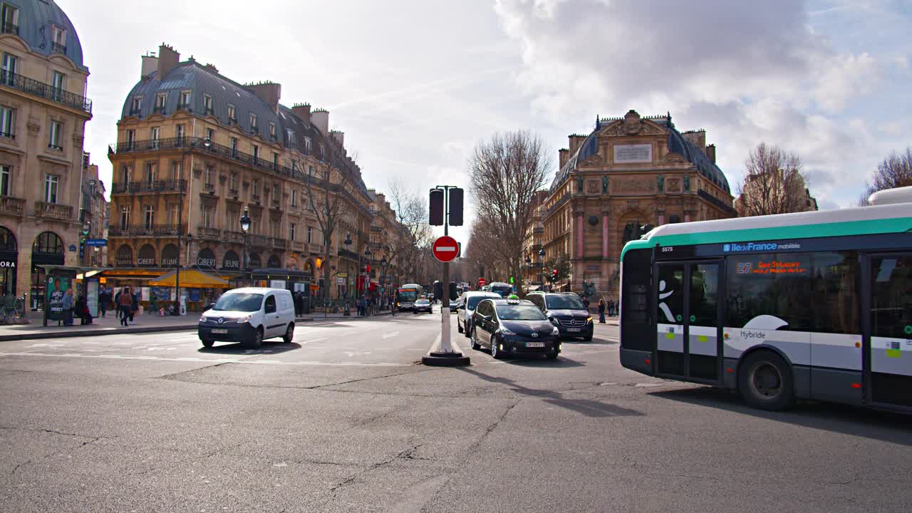 巴黎街。视频素材