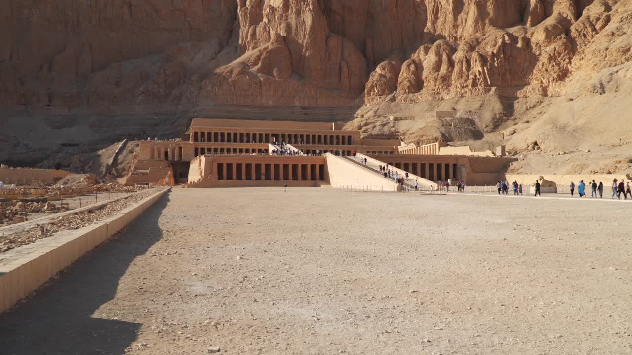 国王谷哈特谢普苏特王后的太平间神庙视频素材