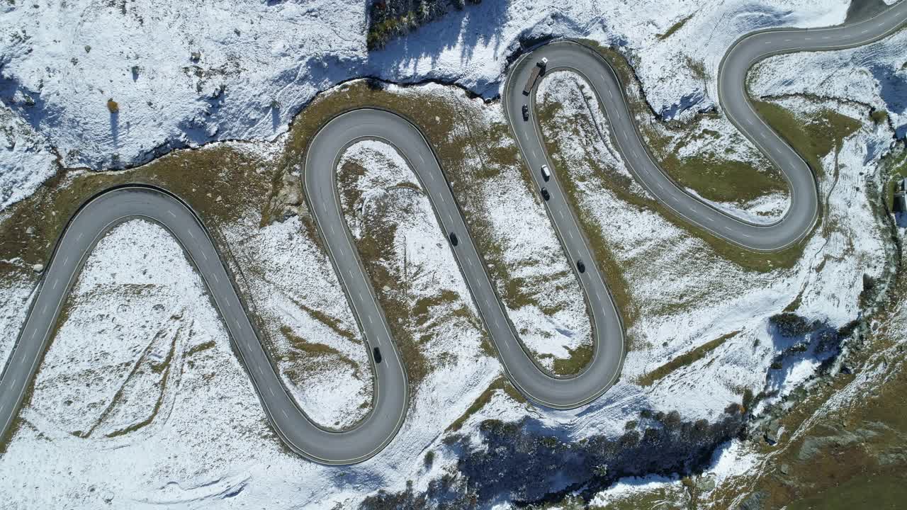 瑞士格劳布恩登山路鸟瞰图视频素材