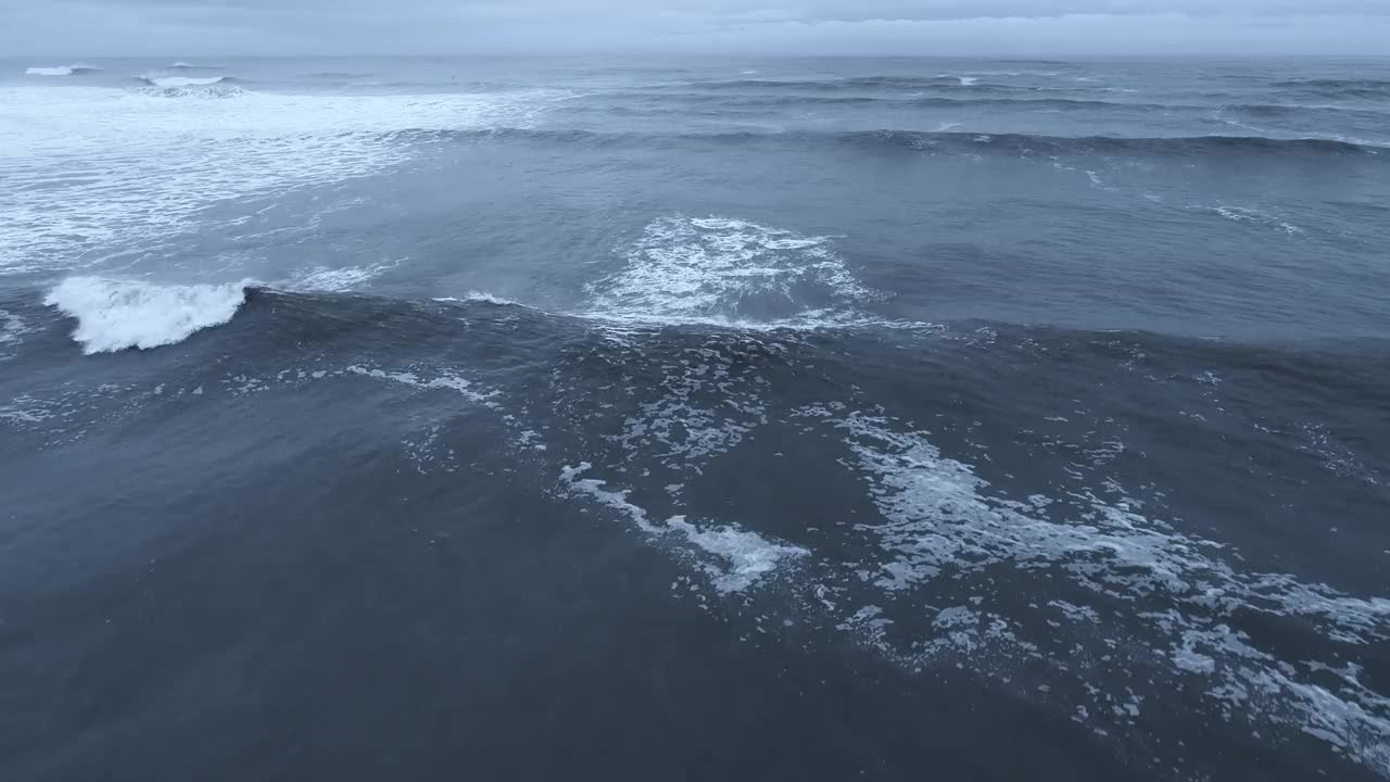 在大西洋海岸冲浪视频下载