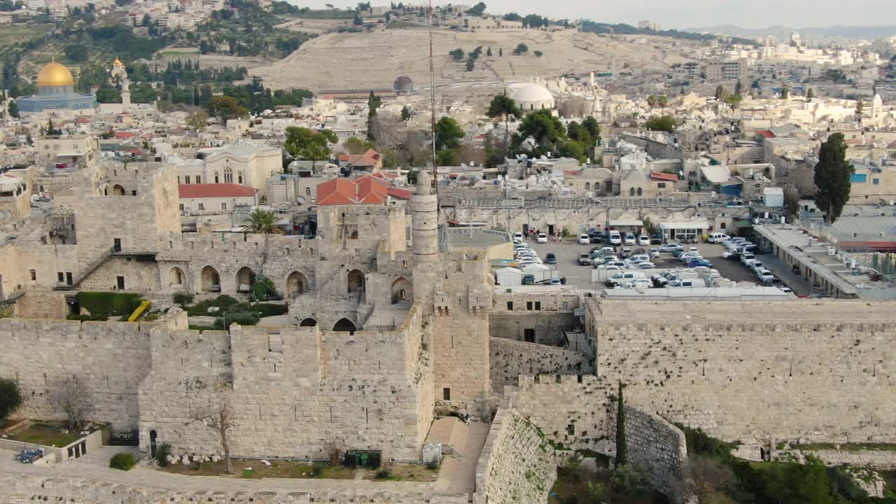 鸟瞰图耶路撒冷老城与塔的大卫，圣墓，雅法门视频素材