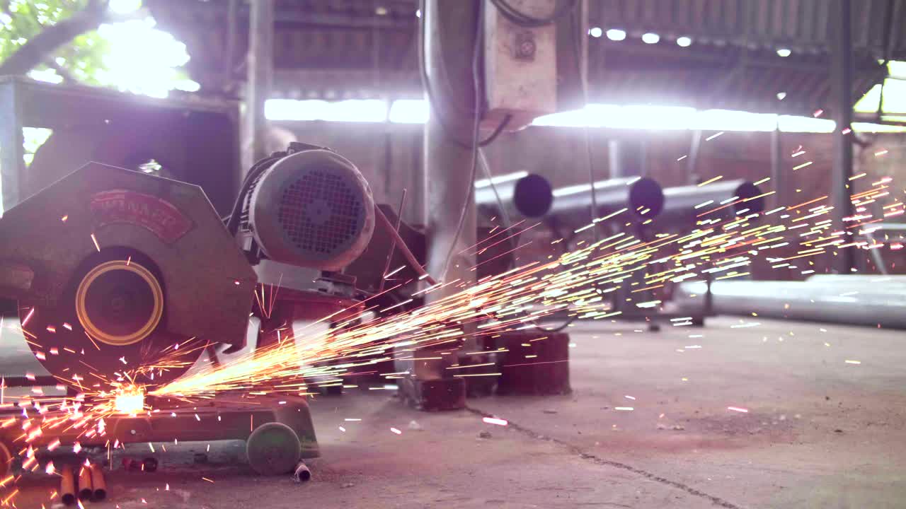 重金属工业特写视频下载