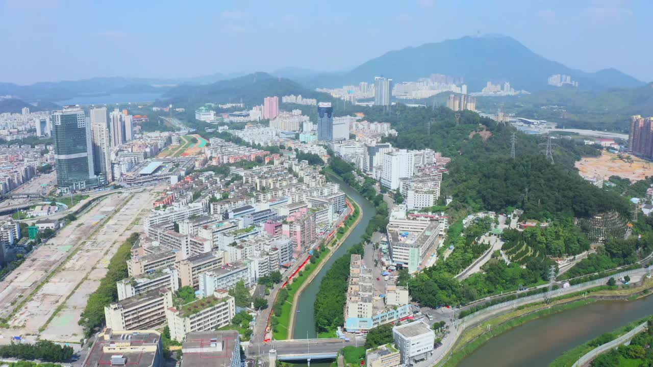 鸟瞰图的城市景观在深圳城市，中国视频素材