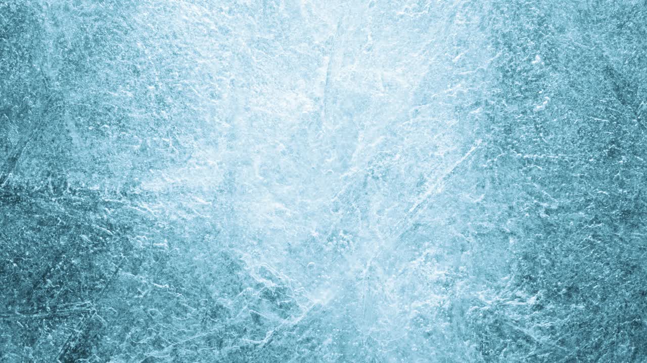 融化的冰特写纹理。冻结冰全帧工作室拍摄时间推移。视频下载