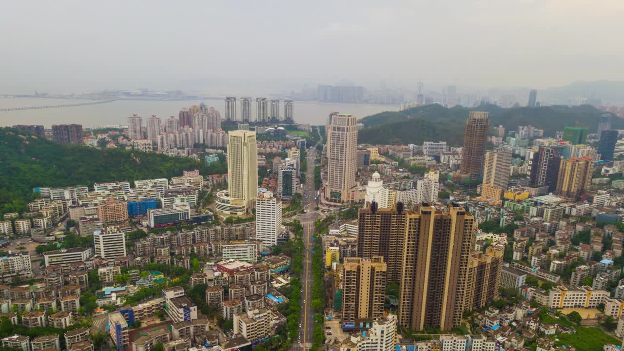 中国白天时间珠海城市景观交通街道航拍全景4k时间推移视频素材