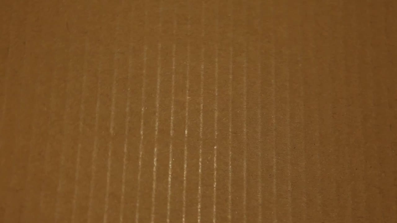 纸盒背景的连续镜头视频素材