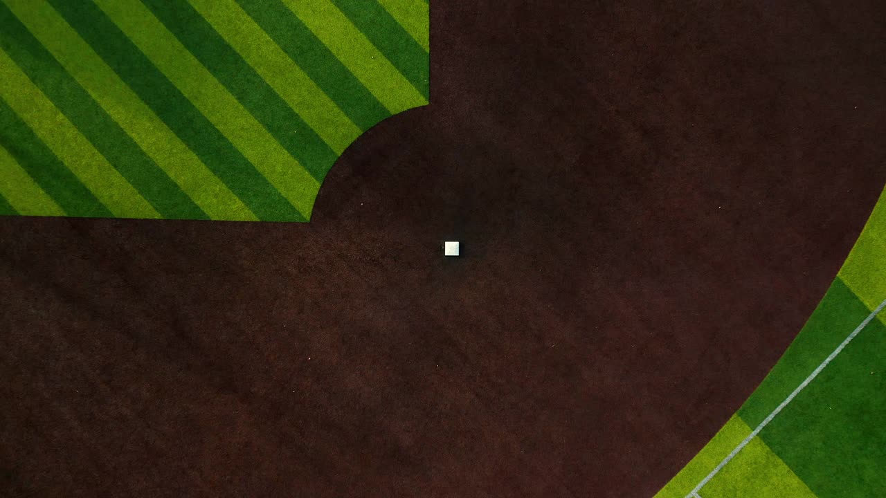 无人机拍摄的公共棒球场视频下载