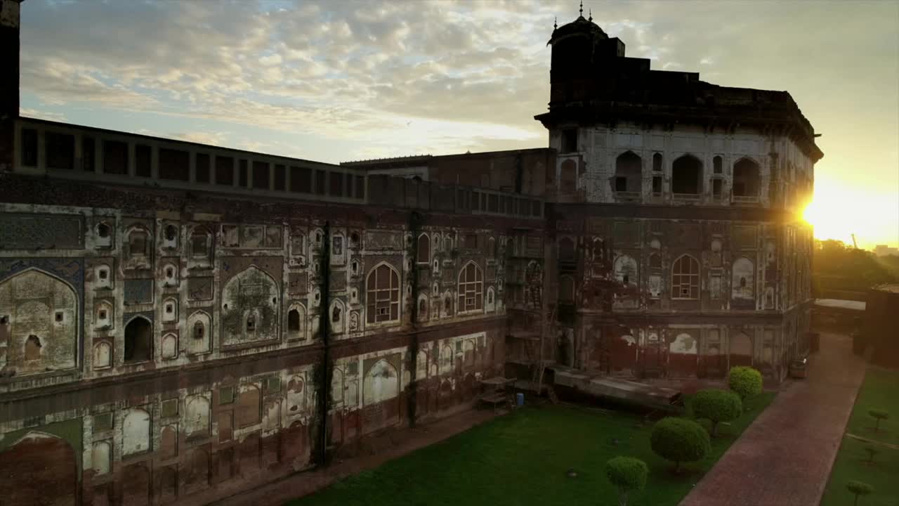 巴基斯坦拉合尔堡和巴德夏希清真寺视频素材