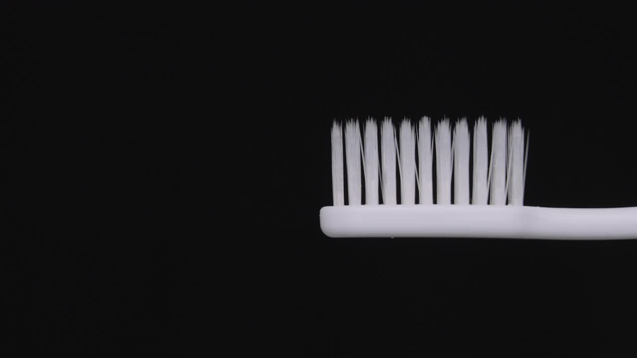 牙刷,挤,牙膏,口腔卫生视频素材