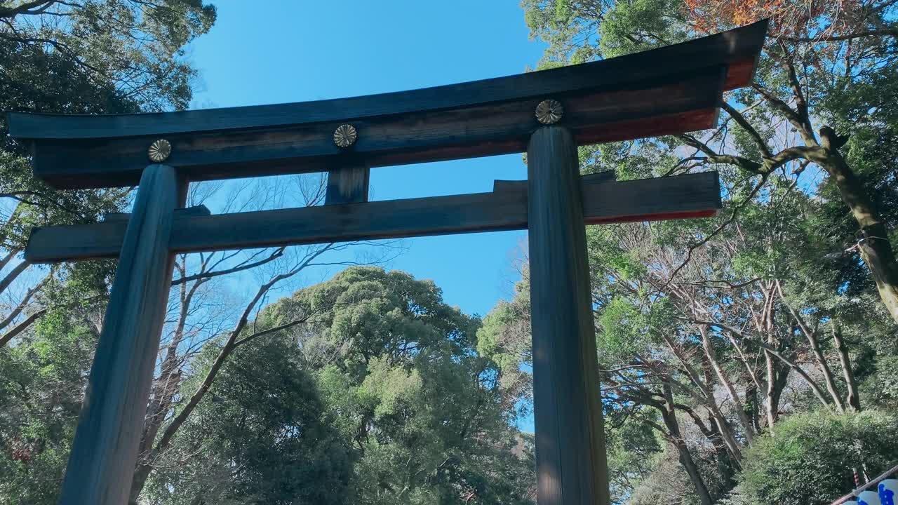 鸟居——明治神宫的大神社门视频下载