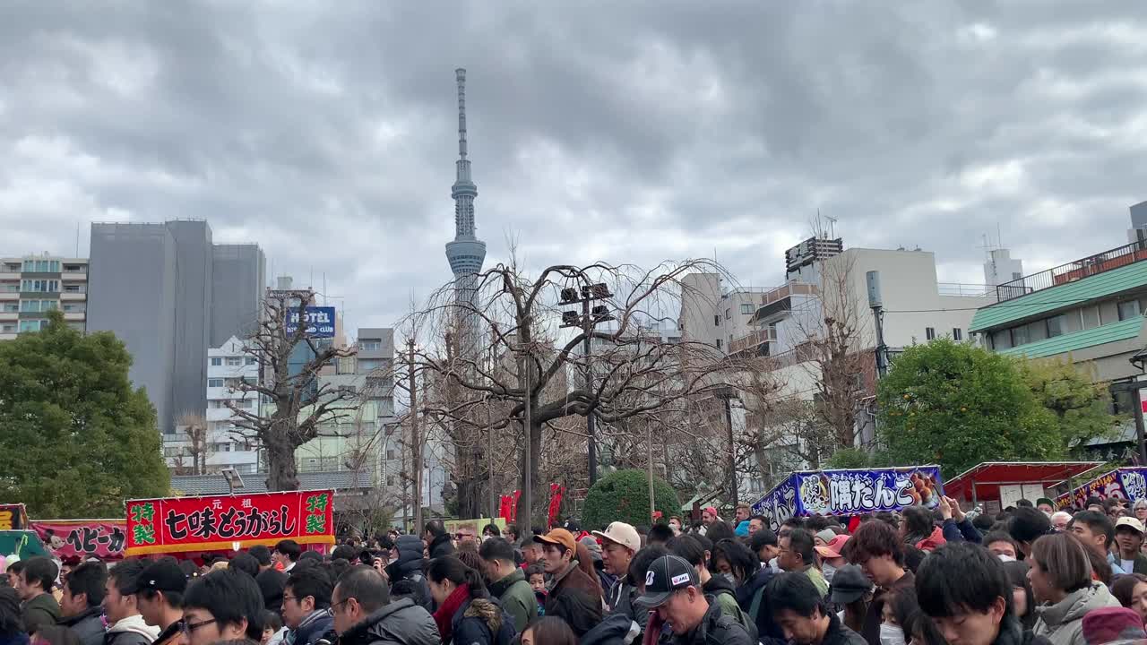 浅草神社和东京天空树视频素材