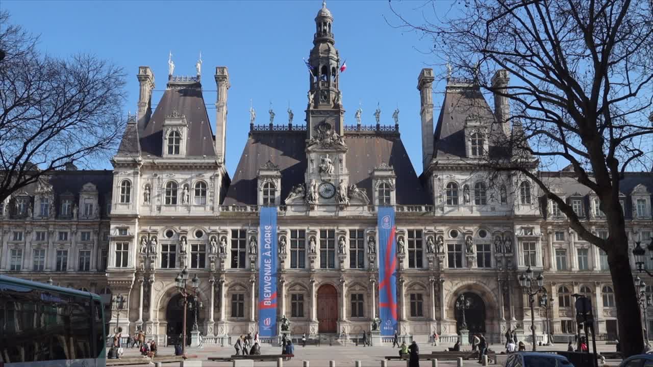 2023年橄榄球世界杯横幅的巴黎市政厅正面视频下载