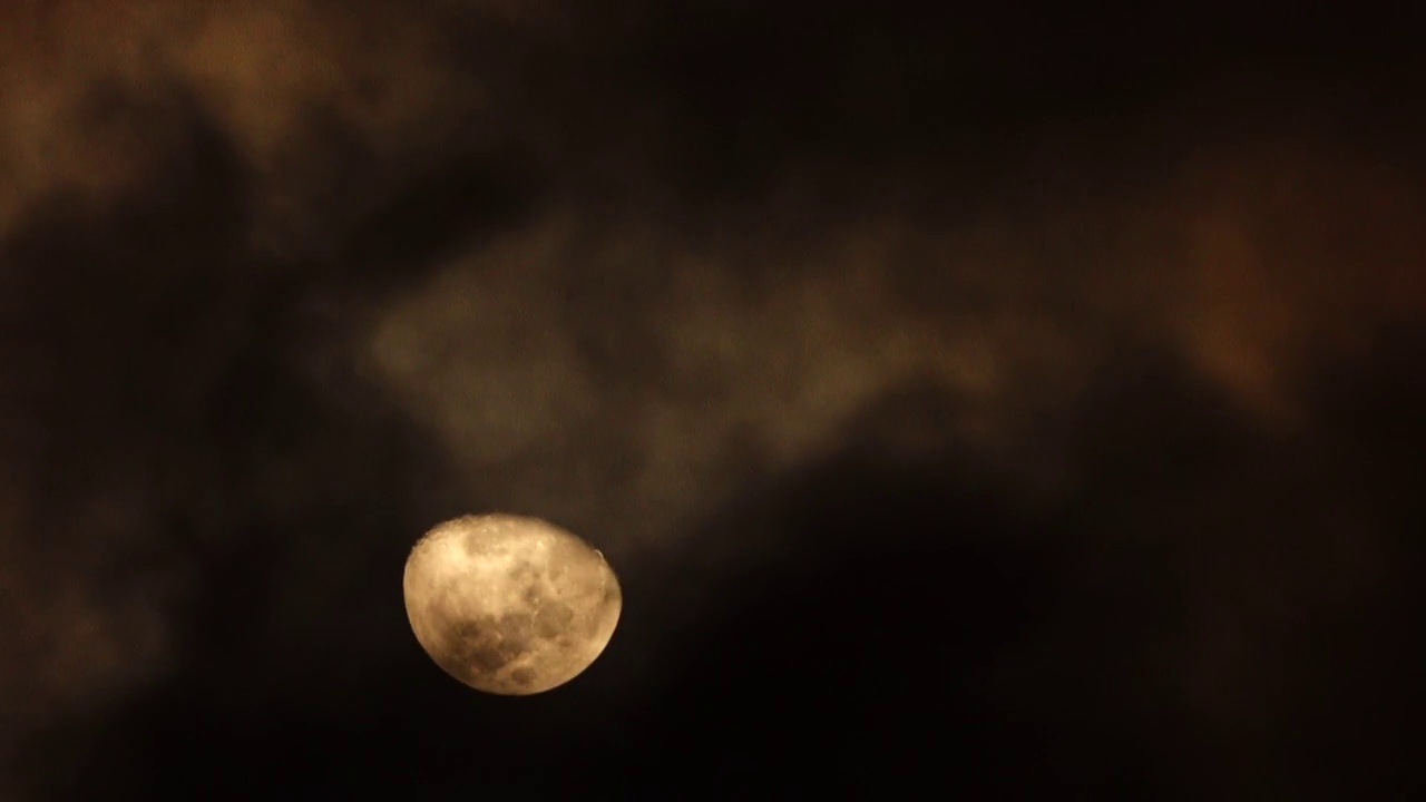 乌布地区的月亮风景/巴厘岛，印度尼西亚视频下载