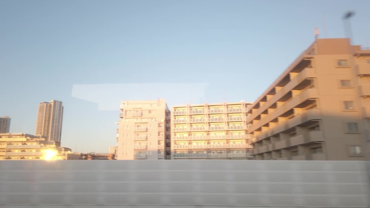 日本东京巴士的侧视图视频素材