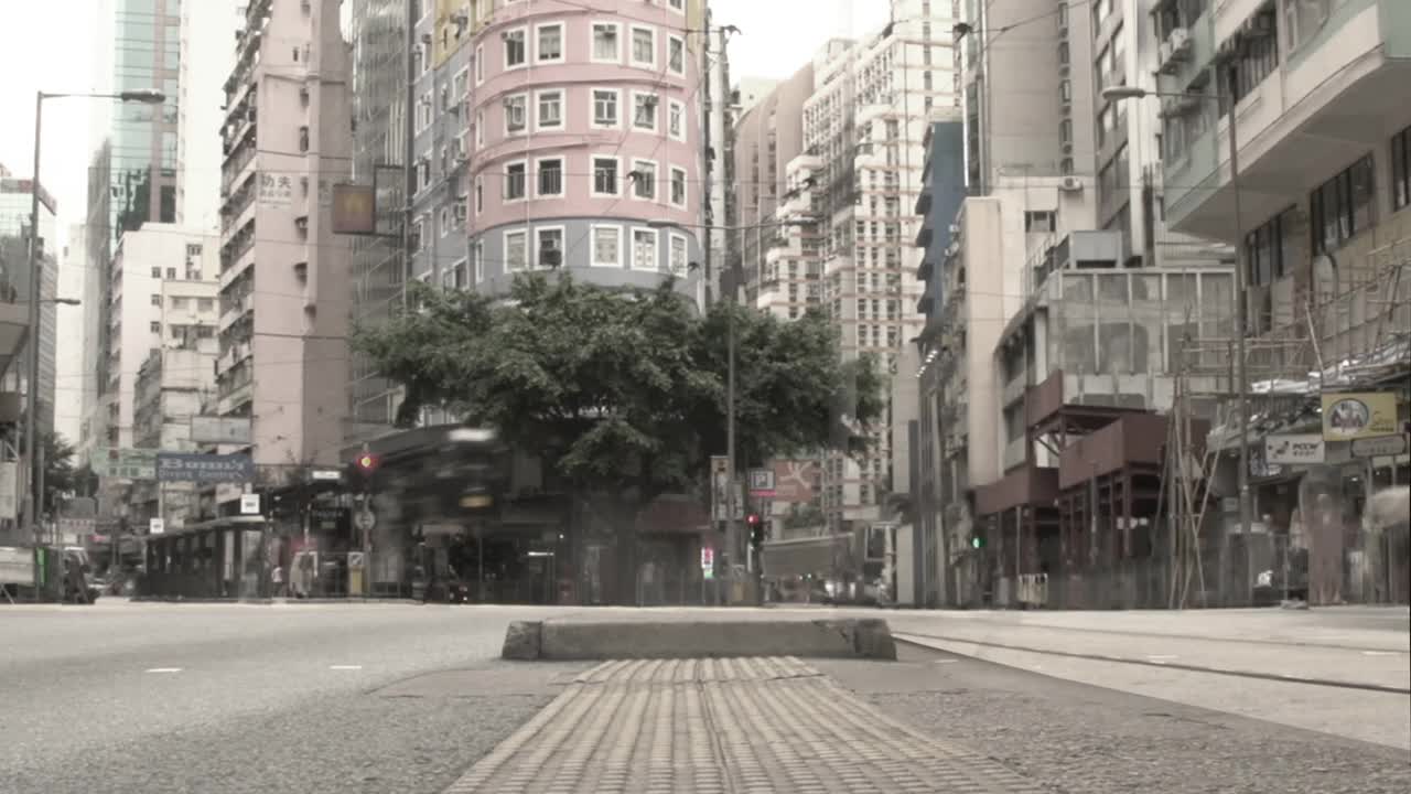 香港市区街道从无人到拥挤的城市景观视频下载