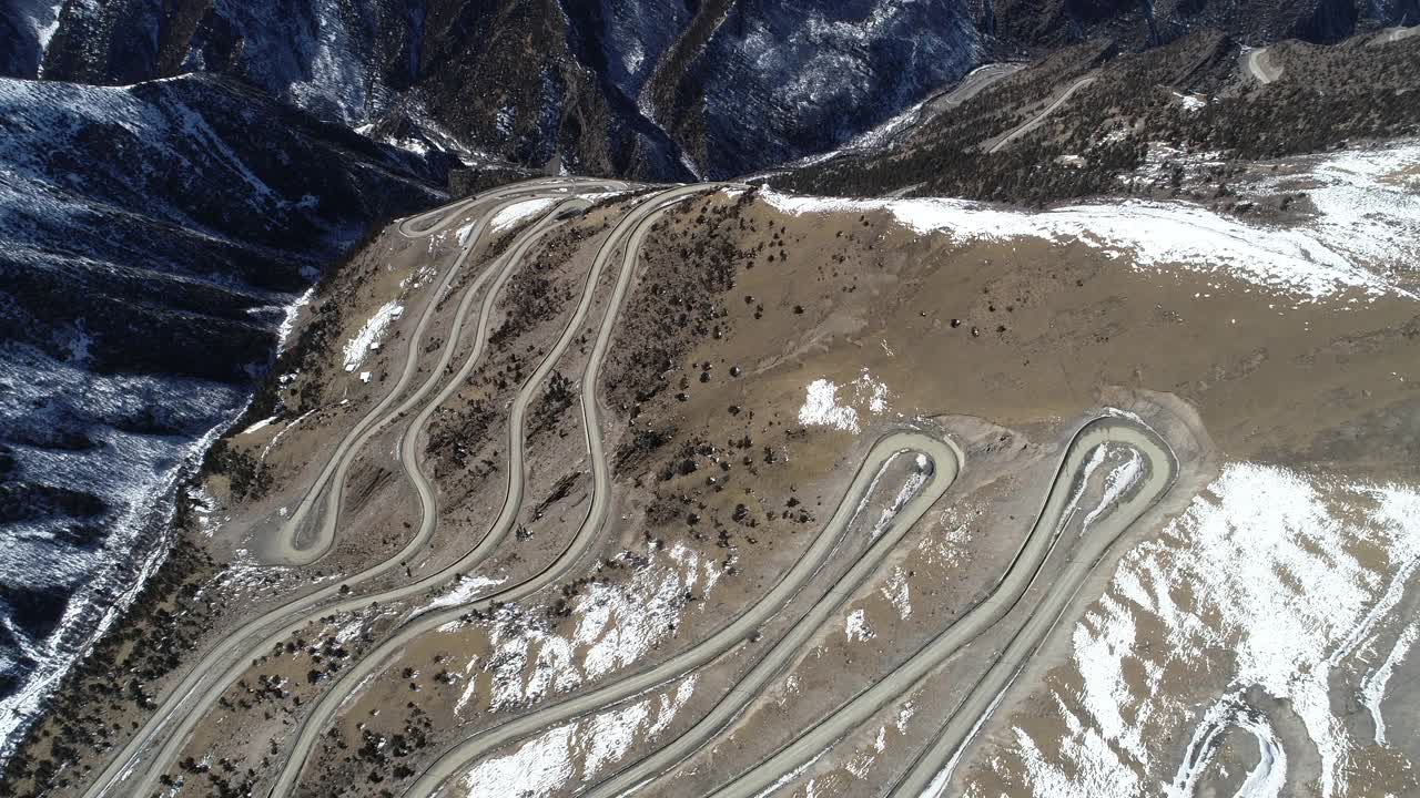 中国西藏蜿蜒的道路视频下载
