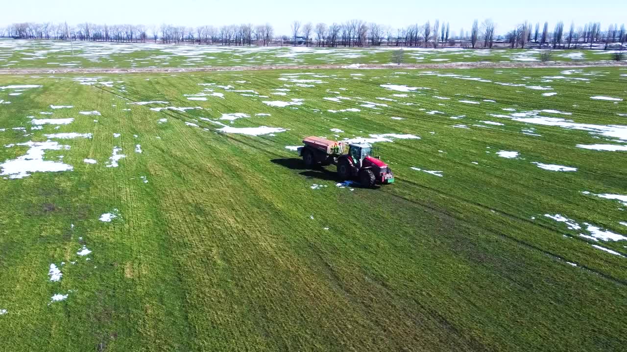 春季施肥，冬小麦田，雪岛视频下载