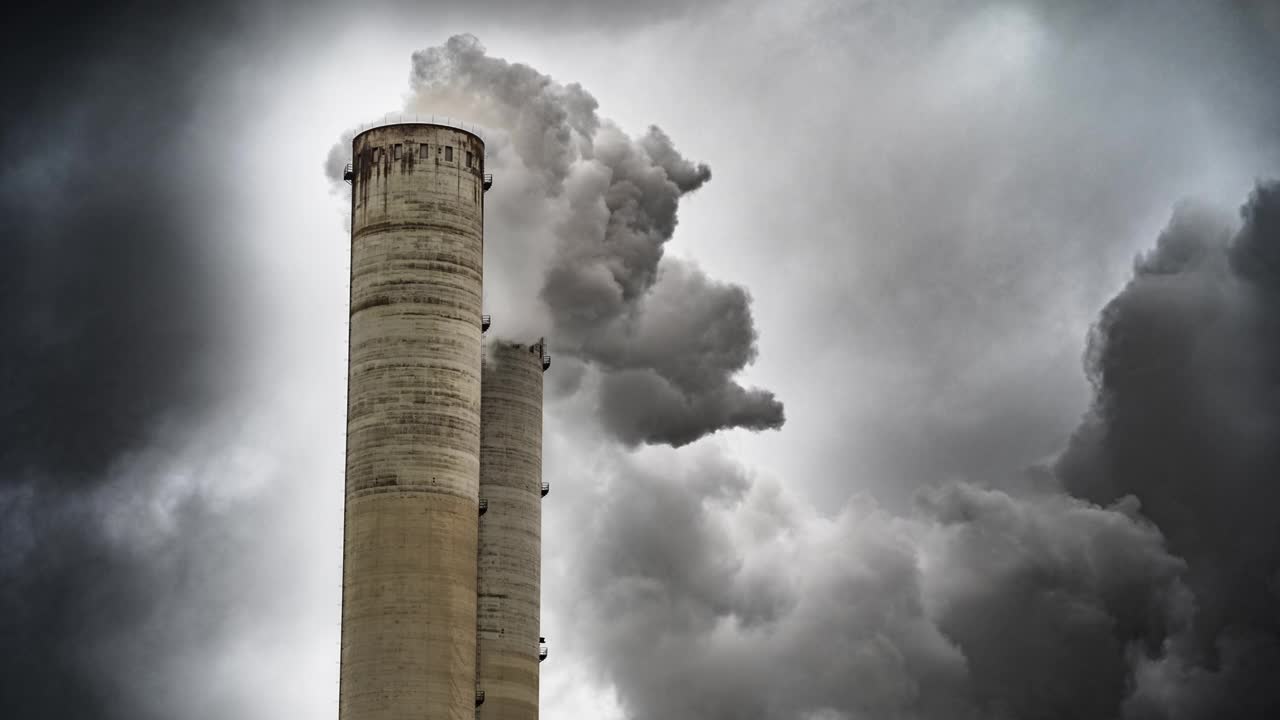 工业烟囱-污染视频素材