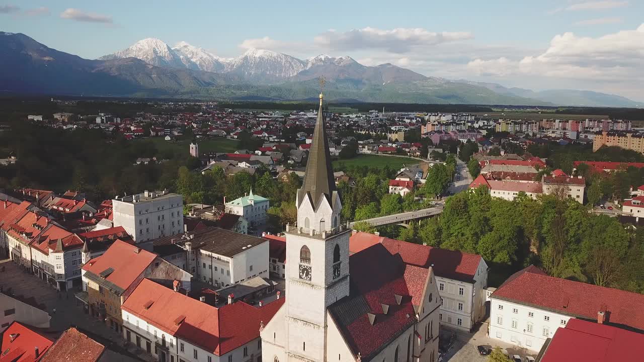 斯洛文尼亚Kranj镇航拍视频素材