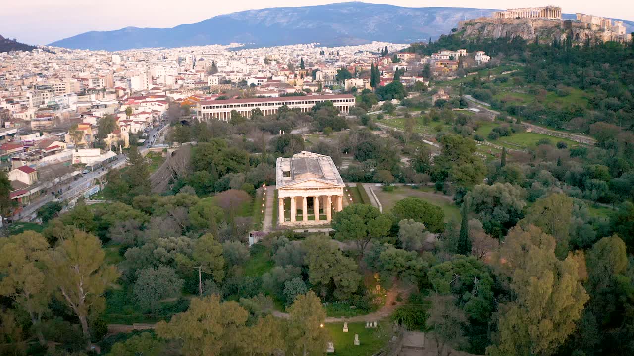 赫菲斯托斯神庙和希腊雅典古城上空的无人机视频视频素材