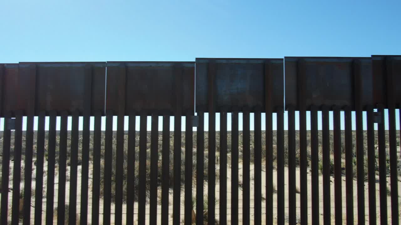 墨西哥和美国之间的国际边境墙视频下载