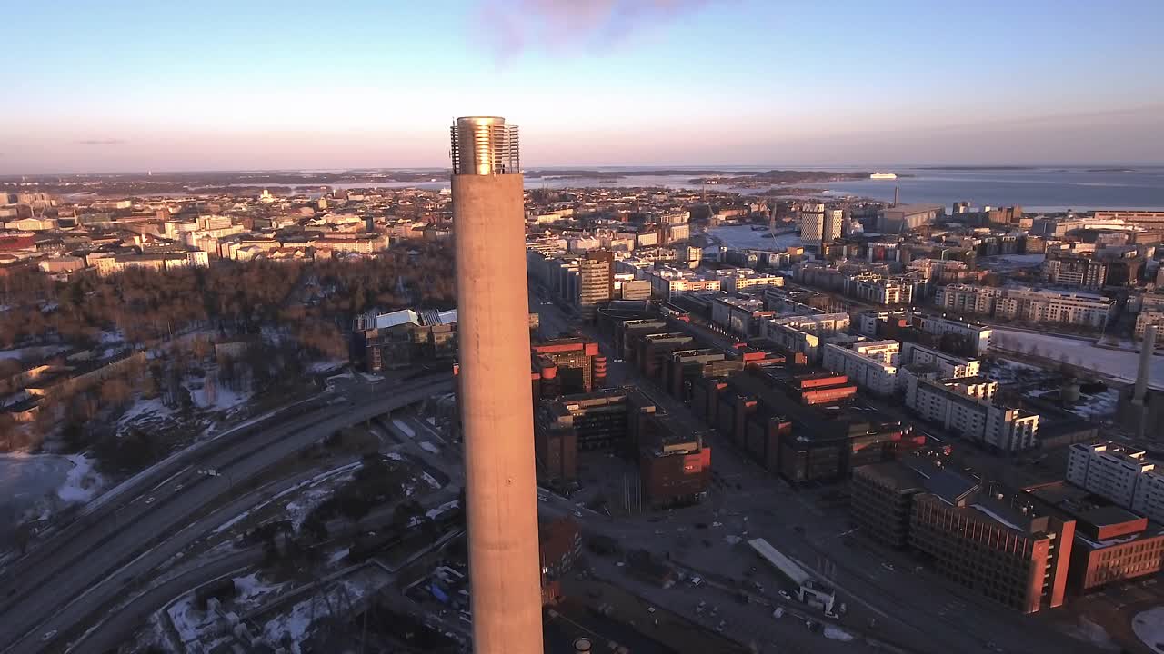 赫尔辛基建筑的全景视频下载