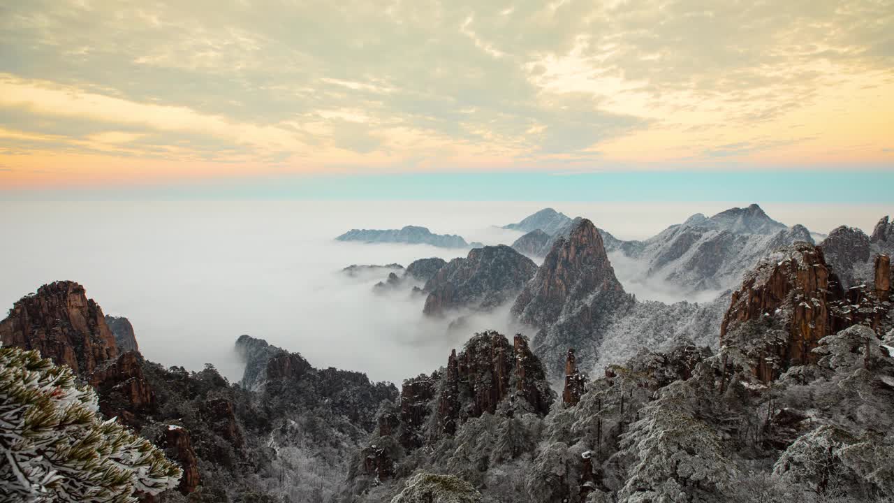日出时间的推移，在中国的黄山雾视频下载