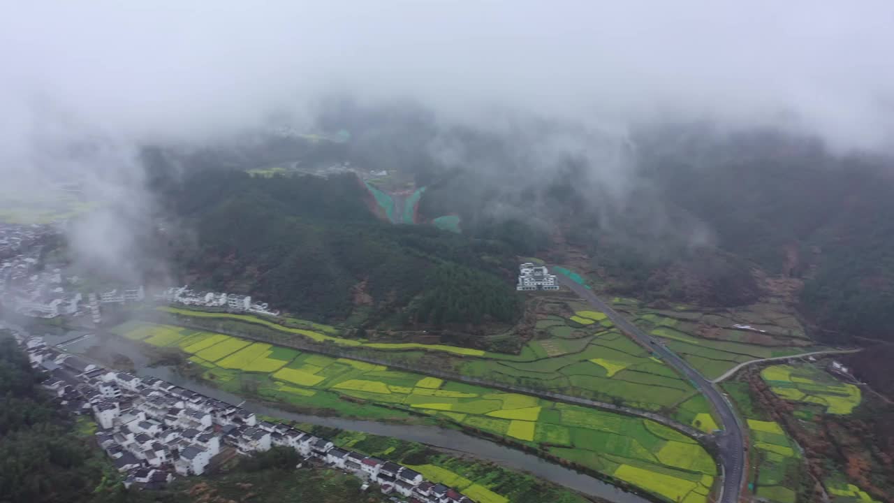 航拍中国婺源美丽的乡村风光视频素材