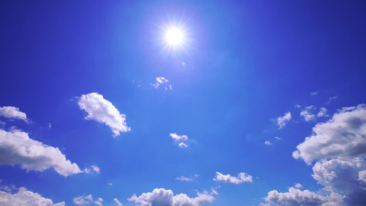 蓝天白云上的太阳视频下载