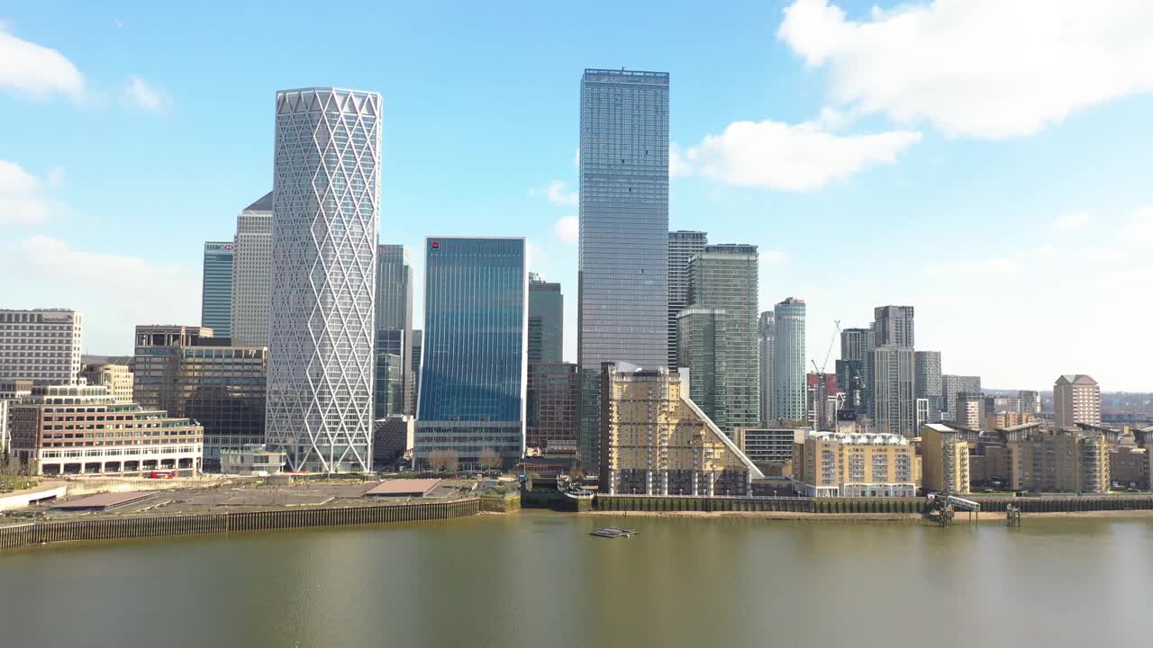 伦敦金融区摩天大楼空中视频素材