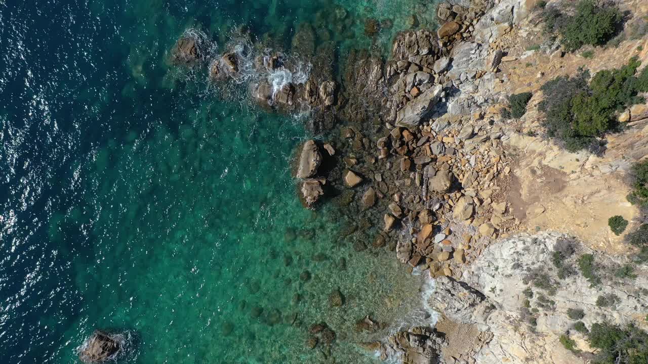 意大利托斯卡纳的厄尔巴岛上的恩弗拉半岛视频素材