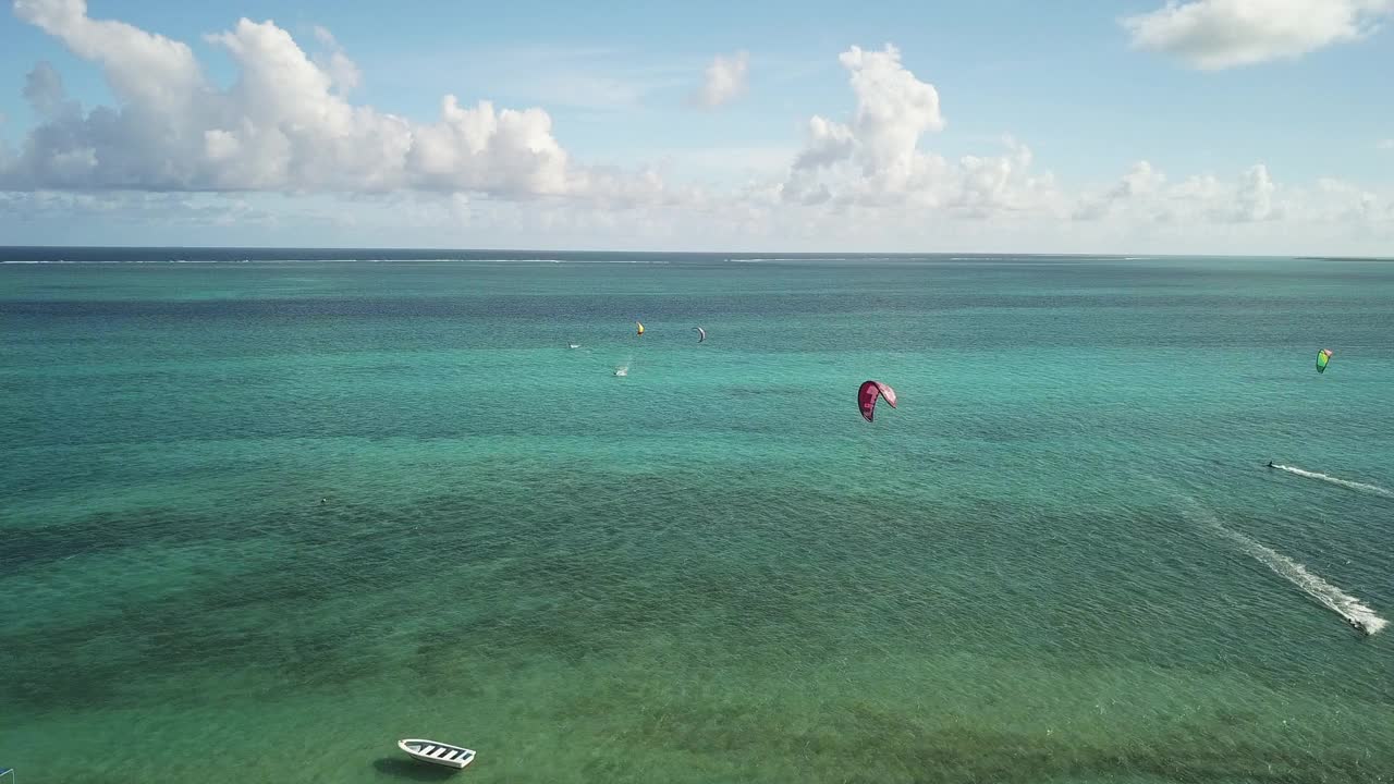 无人机对海上风筝水手的看法视频下载