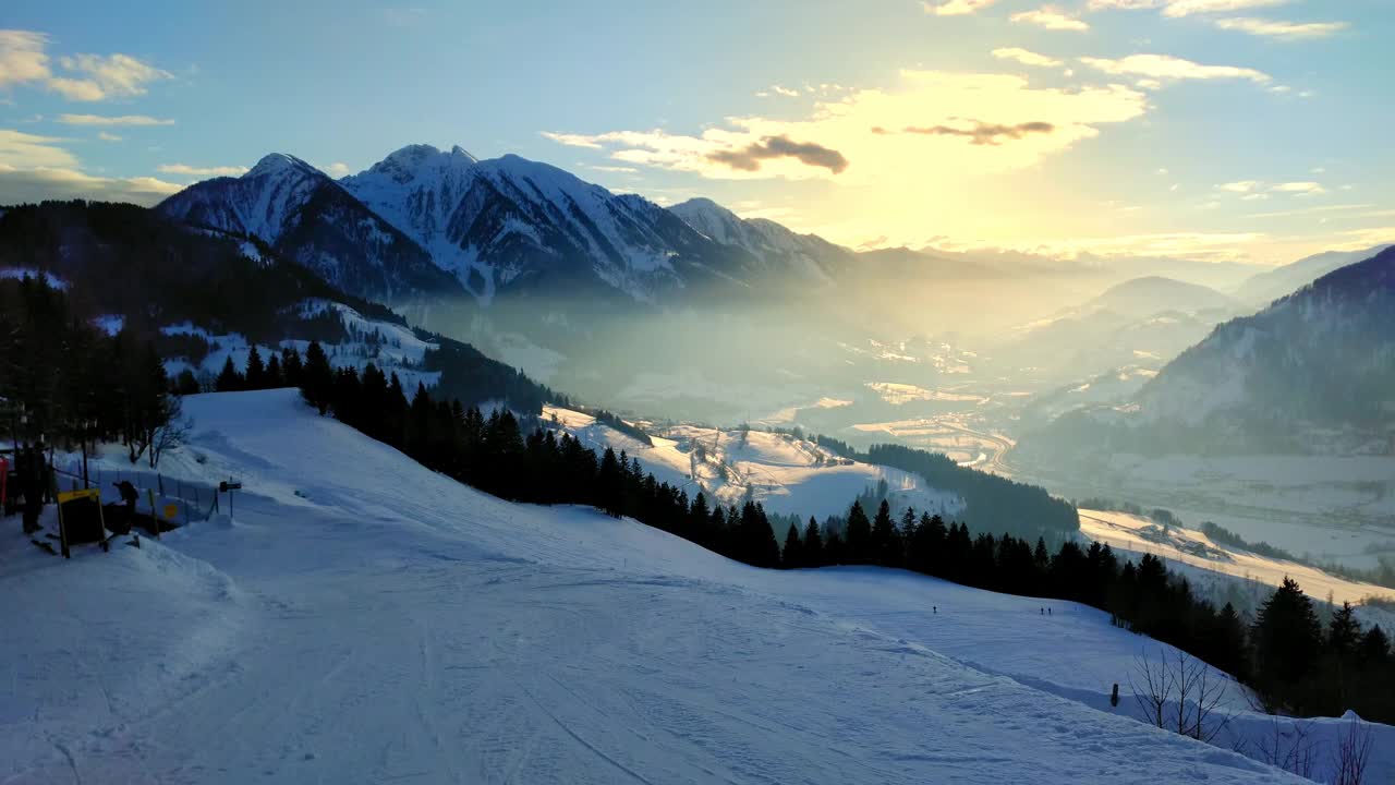 冬季日落时的奥地利阿尔卑斯山视频下载