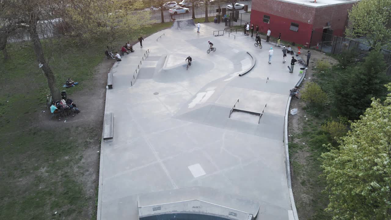 滑板公园拍摄视频下载