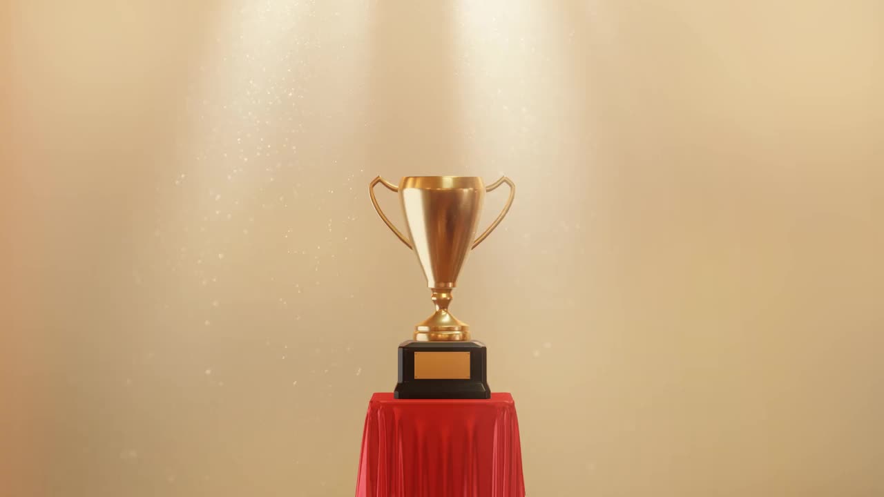 金杯第一名和成功奖得主冠军在胜利的竞争背景与成就目标。3 d渲染。视频下载