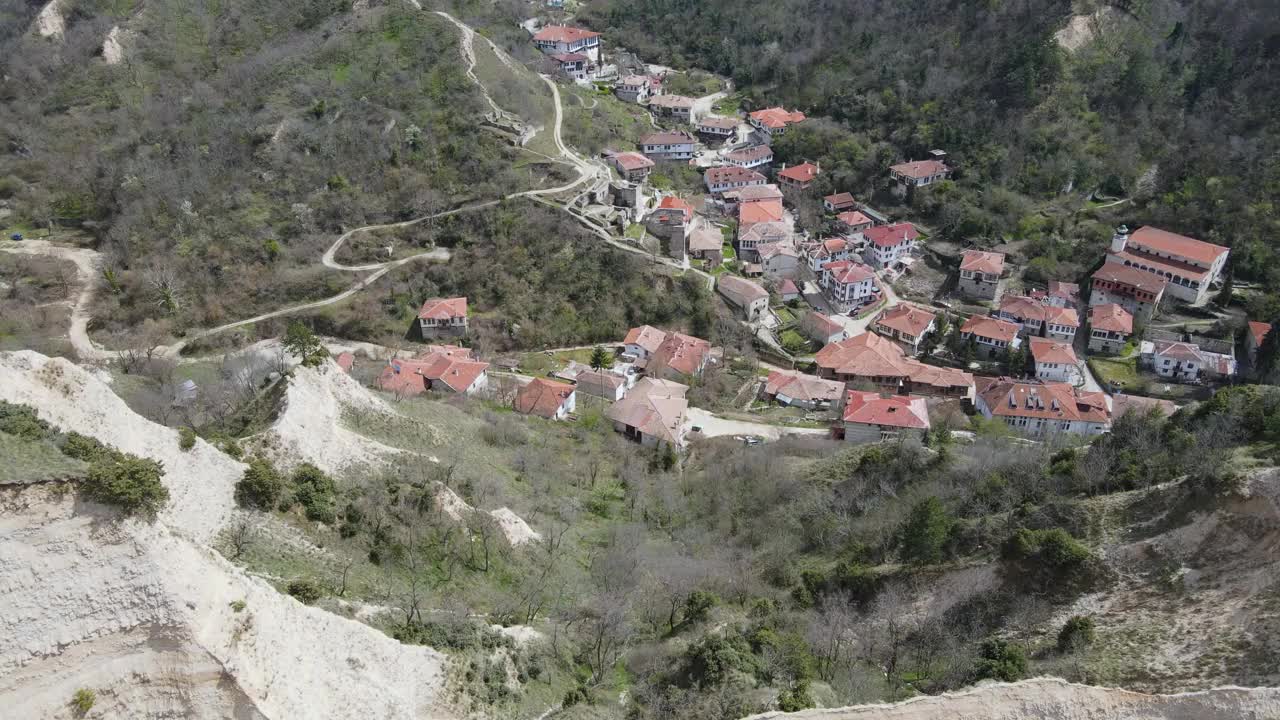 历史小镇梅尔尼克鸟瞰图，保加利亚视频素材