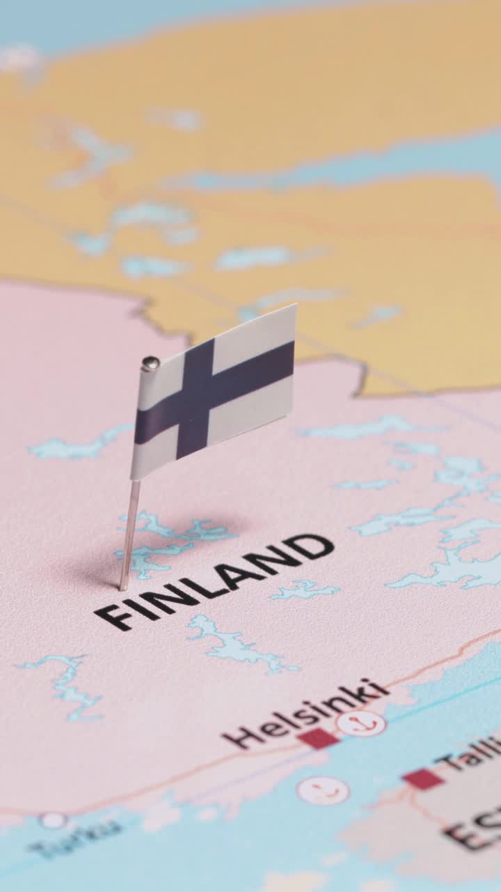 芬兰国旗的垂直视频视频下载