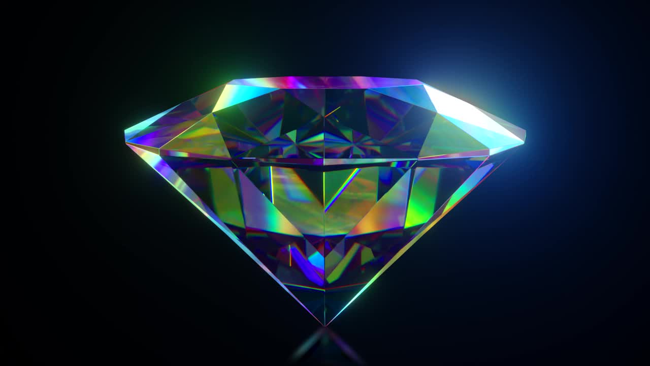 美丽的大水晶清晰彩虹闪烁圆形切割钻石，旋转对黑色镜子孤立的背景。关闭侧视图。无缝循环4k cg 3D动画视频下载