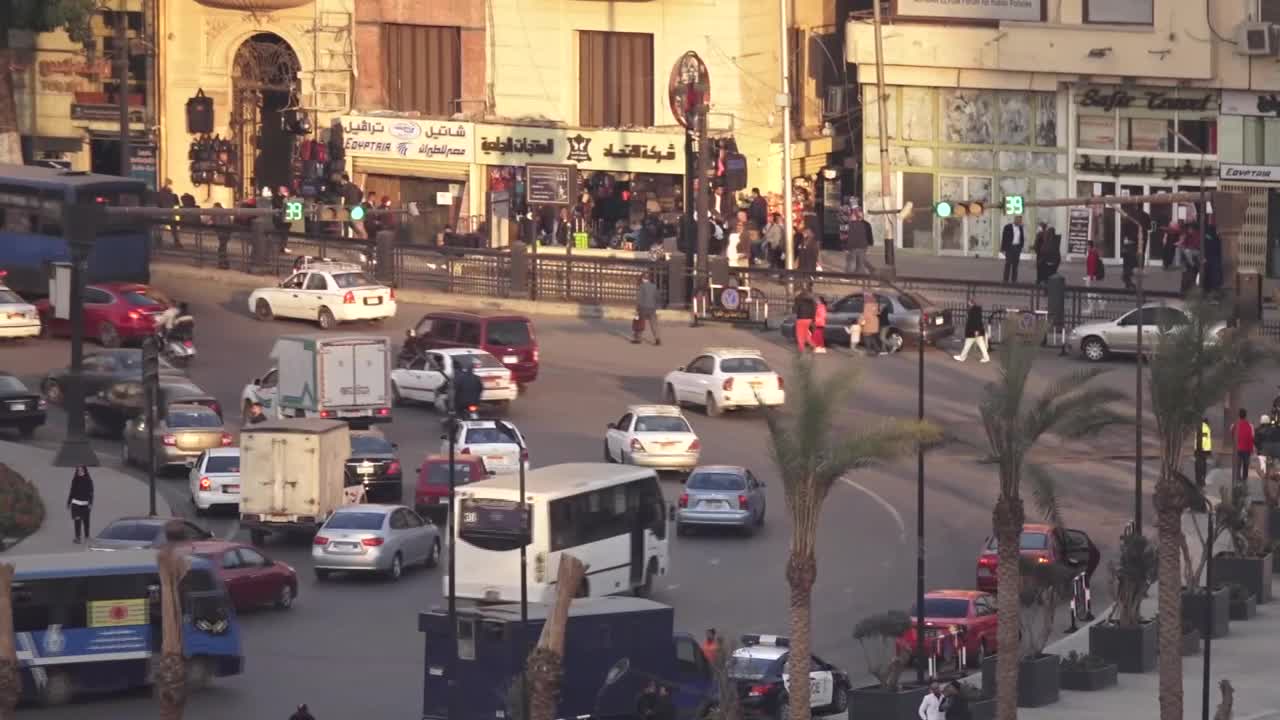 埃及开罗塔利尔广场的高角度视频素材