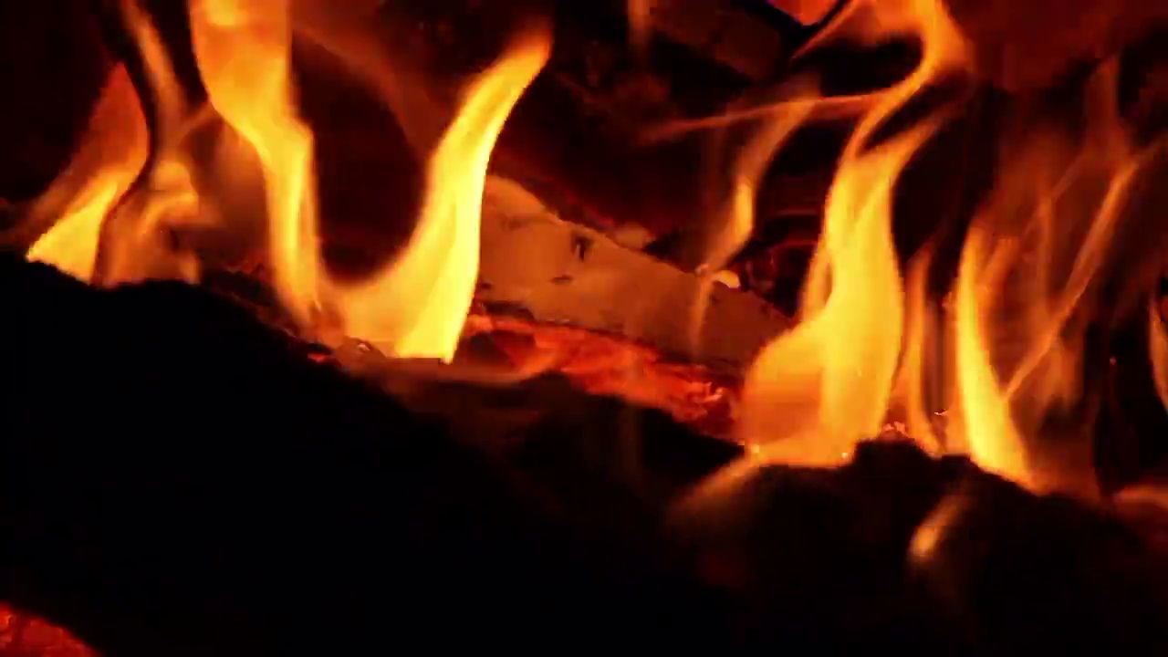 在壁炉的柴火视频下载