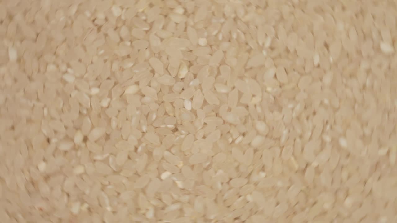水稻格栅绕轴旋转，特写，俯视图视频下载
