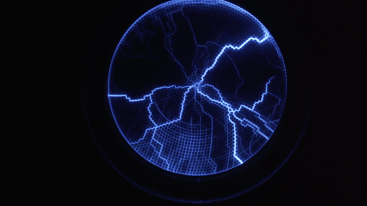 蓝色的电光在圆球作为抽象的未来霓虹背景与摇晃的相机视频下载