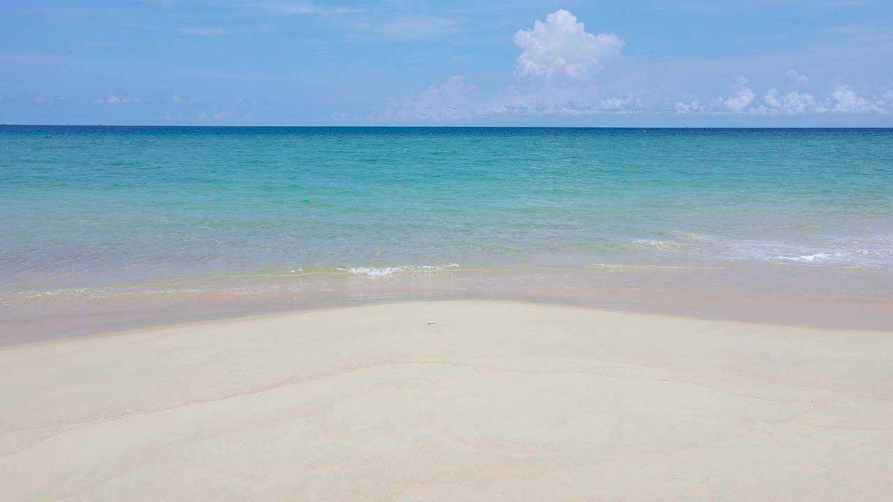 热带安达曼海景夏日海滩，泰国普吉岛。视频下载