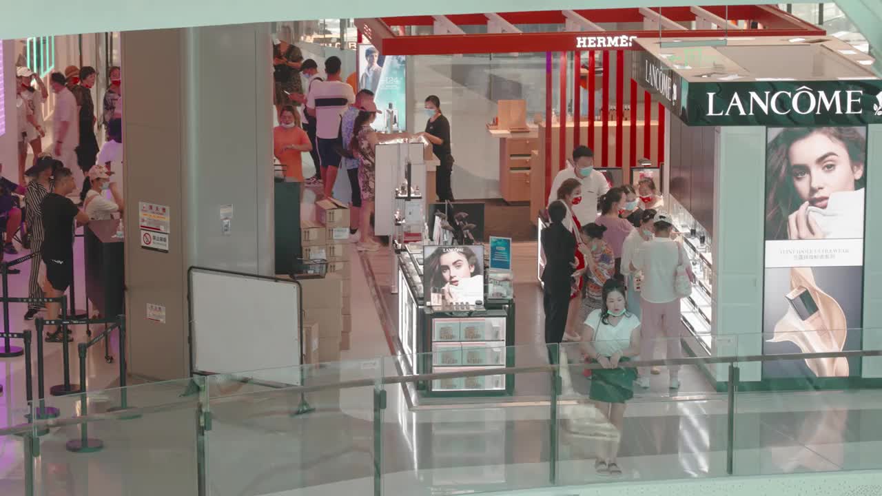 中国海南三亚免税店一览。视频素材